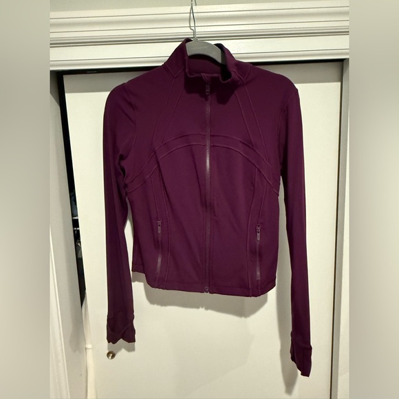 Lululemon Nulu Cropped Define Jacket Dramatic Magenta Size 10 Great Condition - Picture 2 of 5
